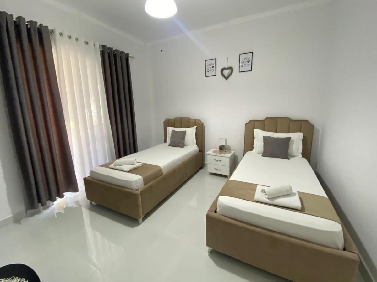 ONA Apartament Sarandë Exterior foto